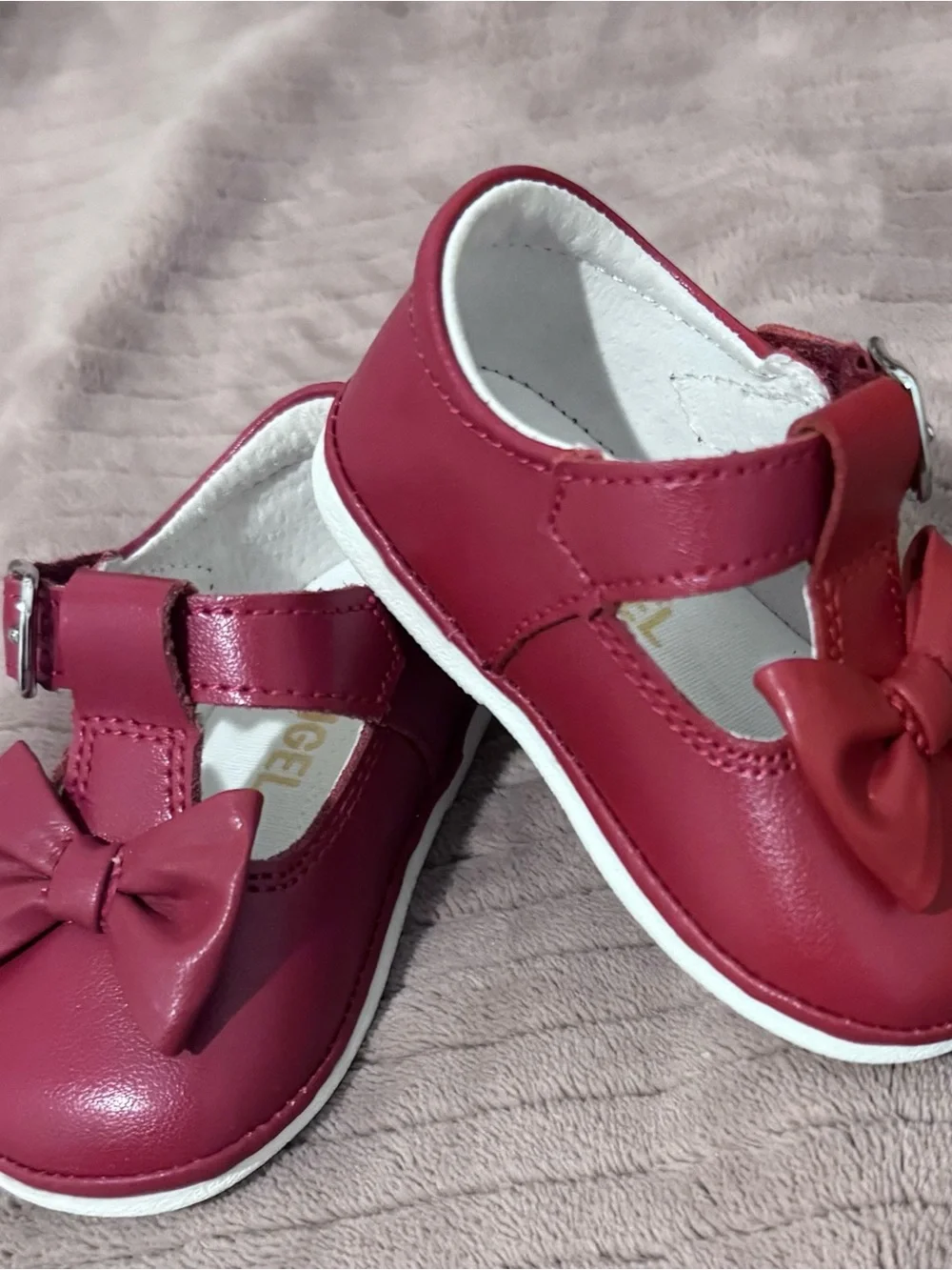 Minnie Bow Leather Mary Jane (Baby) Shoes Red